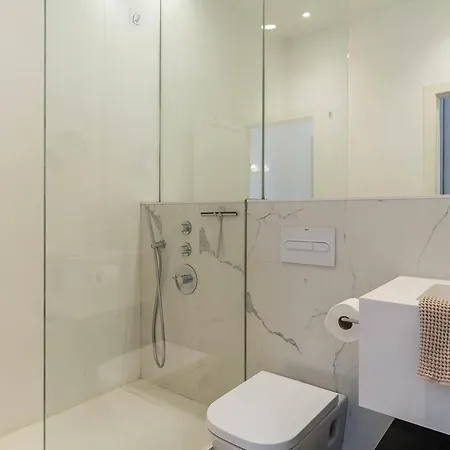 Canela Homes Midterm Elegance